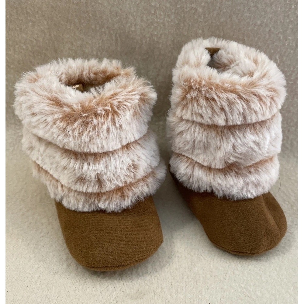 Stepping Stones Brown Baby Faux Fur Boots moccasins Faux Suede Infants 3-6 Mo